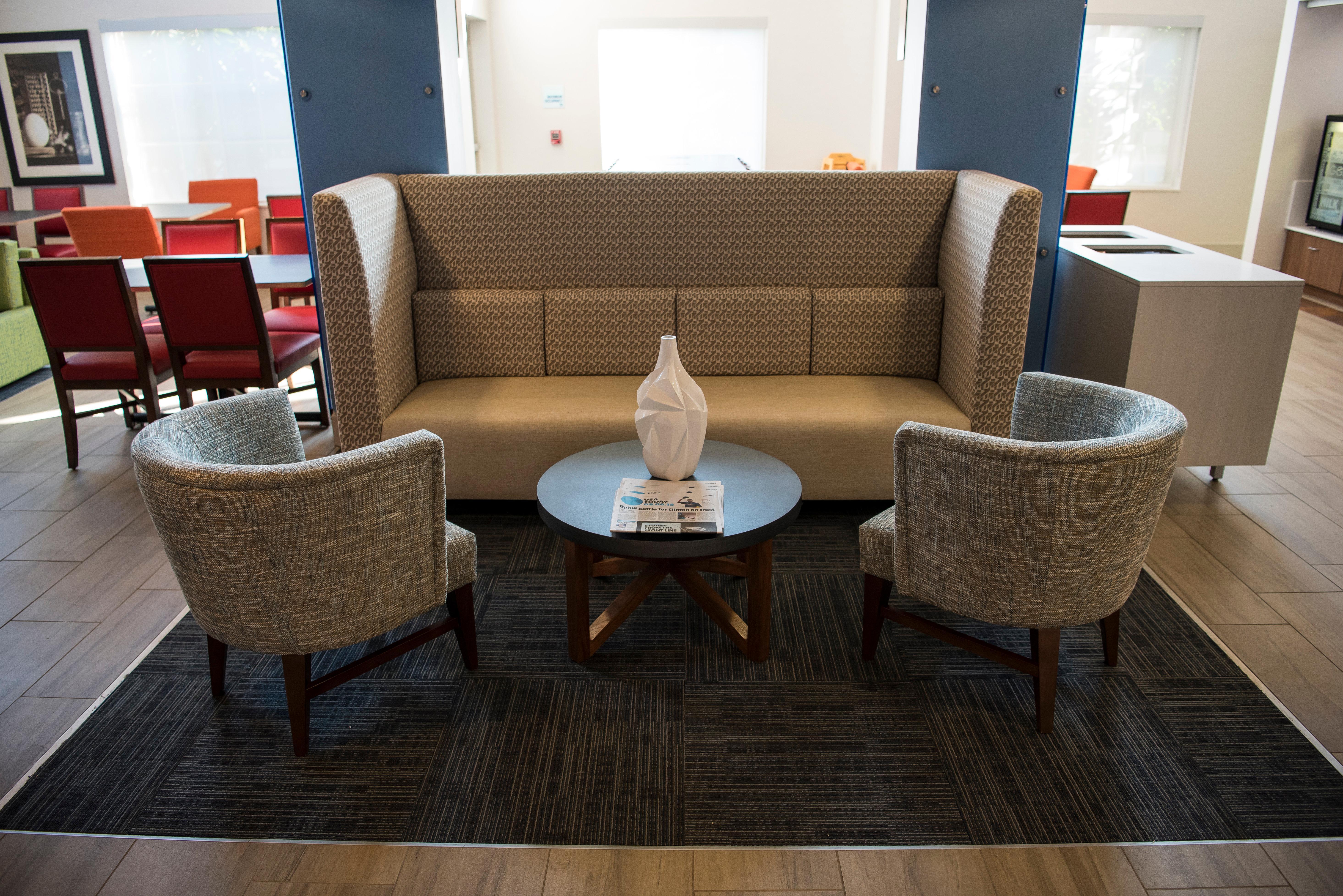 Holiday Inn Express Hotel & Suites Lexington-Downtown University By Ihg Zewnętrze zdjęcie