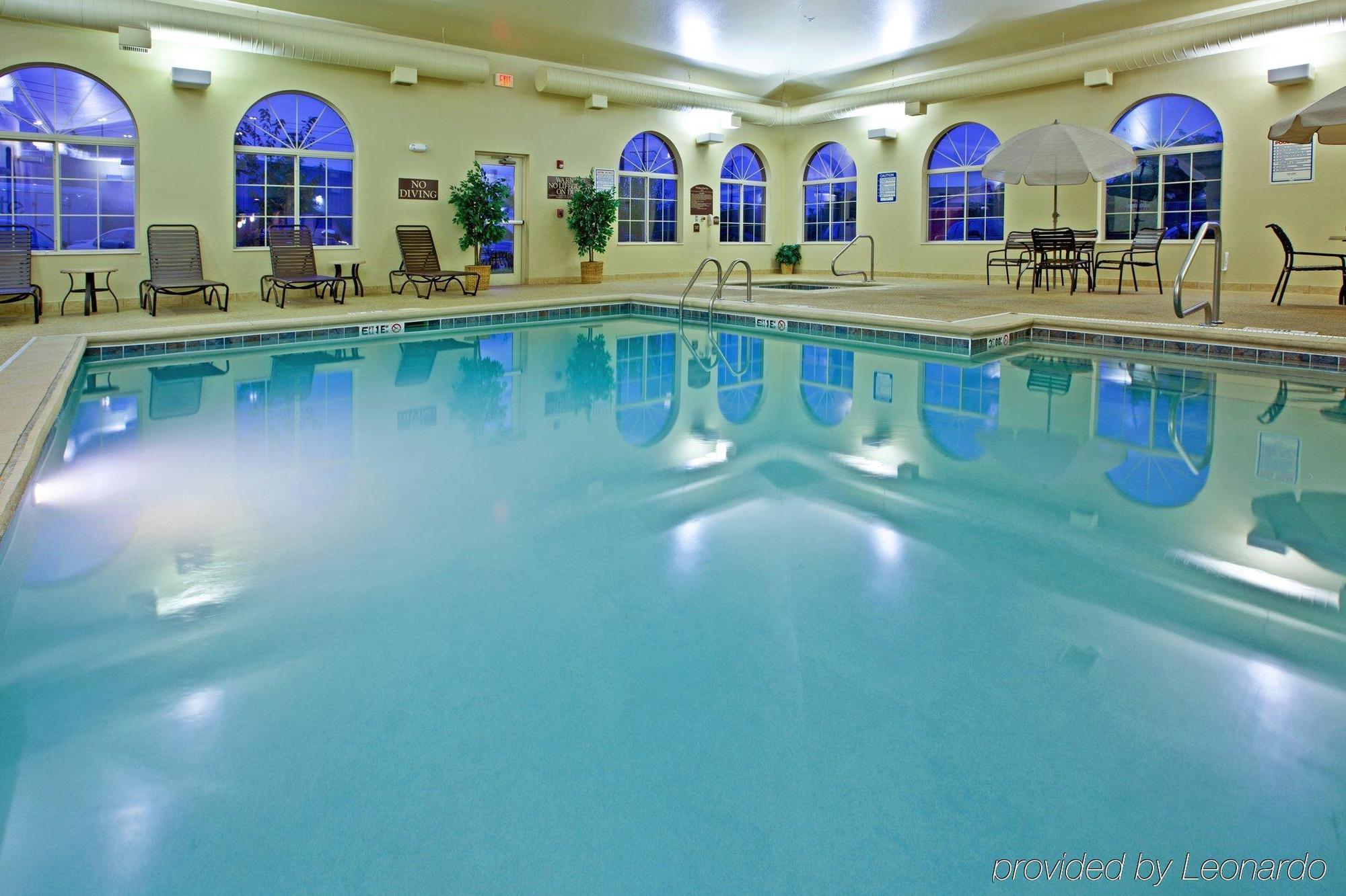 Holiday Inn Express Hotel & Suites Lexington-Downtown University By Ihg Udogodnienia zdjęcie